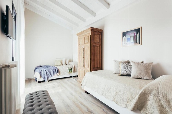Opera Residence image 10