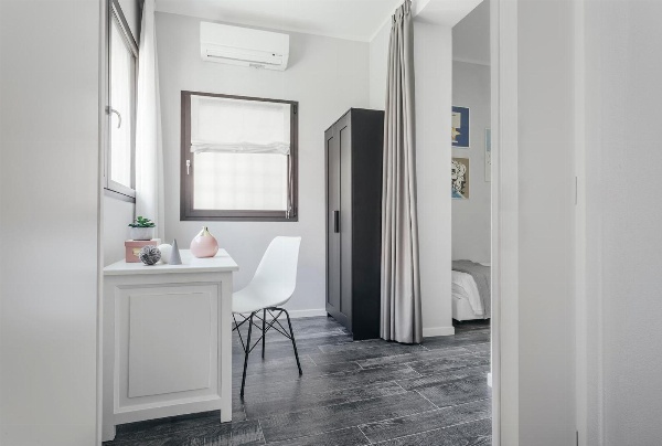 Opera Residence image 6